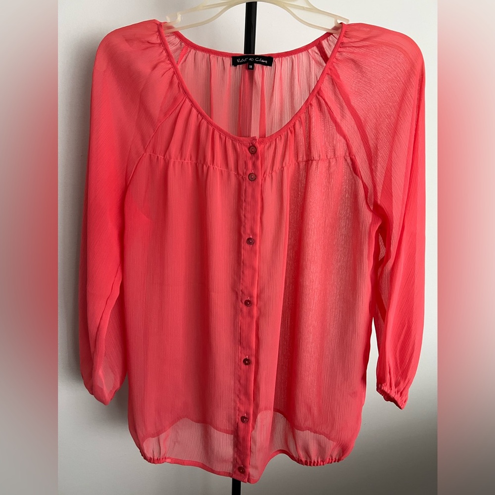 Violet & Claire Size M Blouse